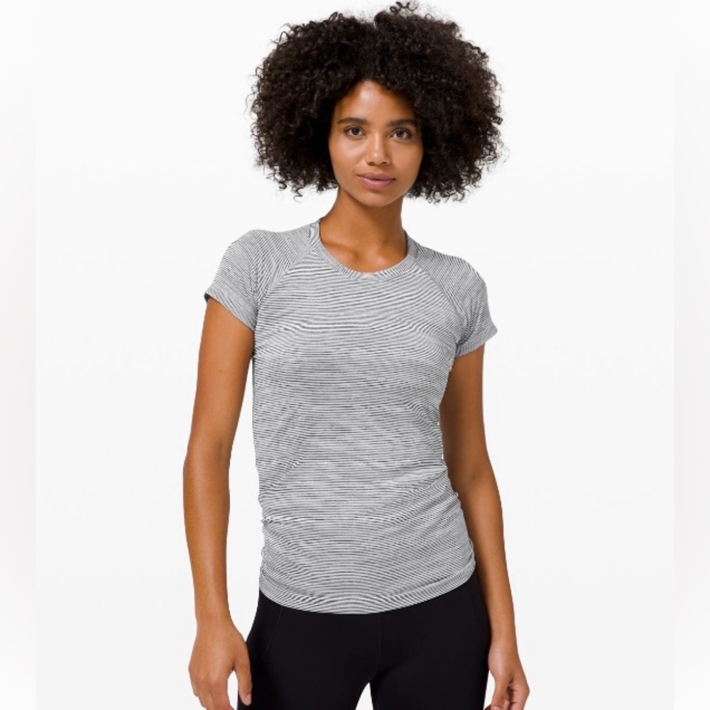 Lululemon Swiftly Tech Short Sleeve Shirt 2.0 Sz 6